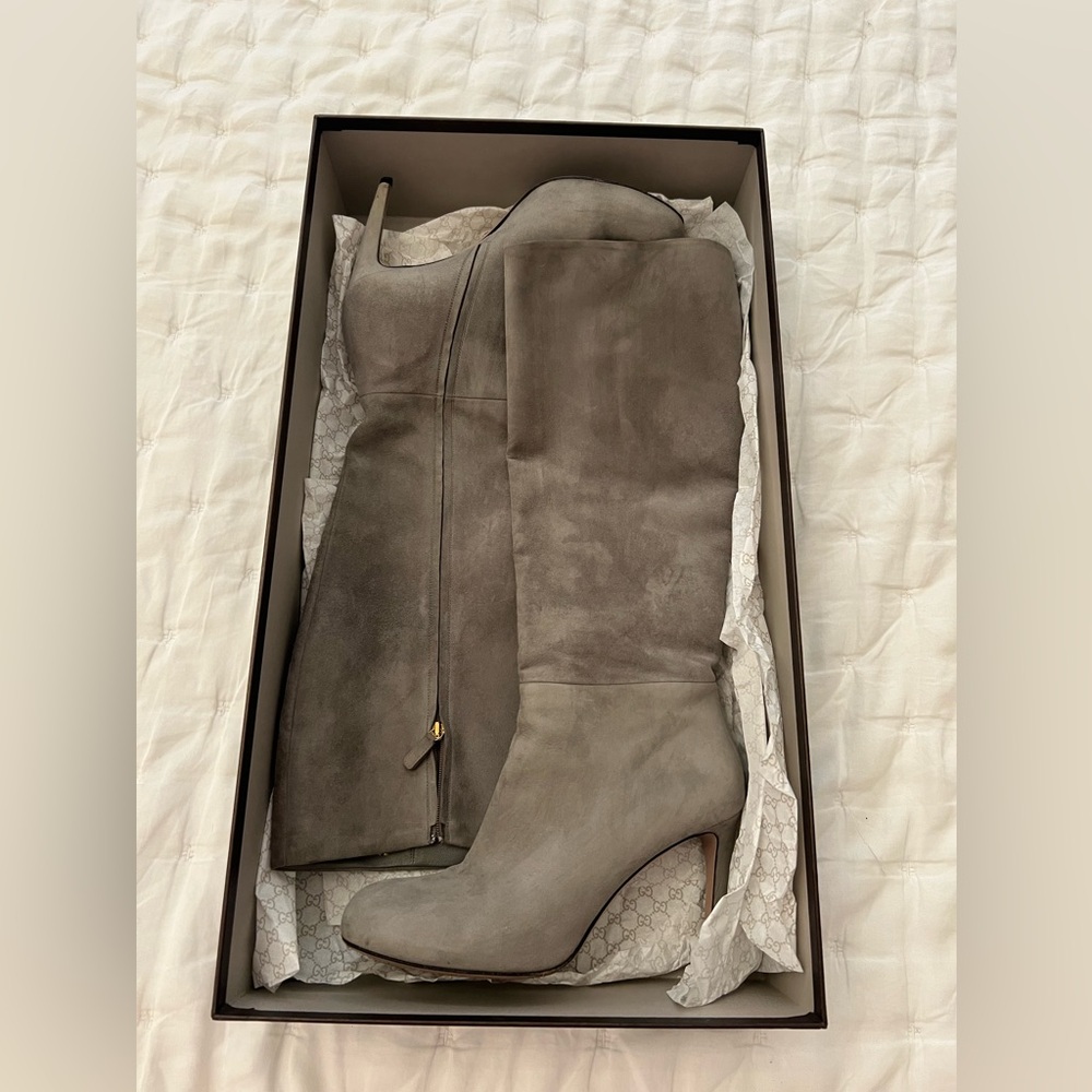 Gucci Gray Suede Boots Sz 10/40
